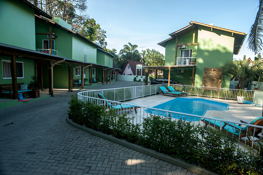 Prédio Verde - Visão entrada para a piscina